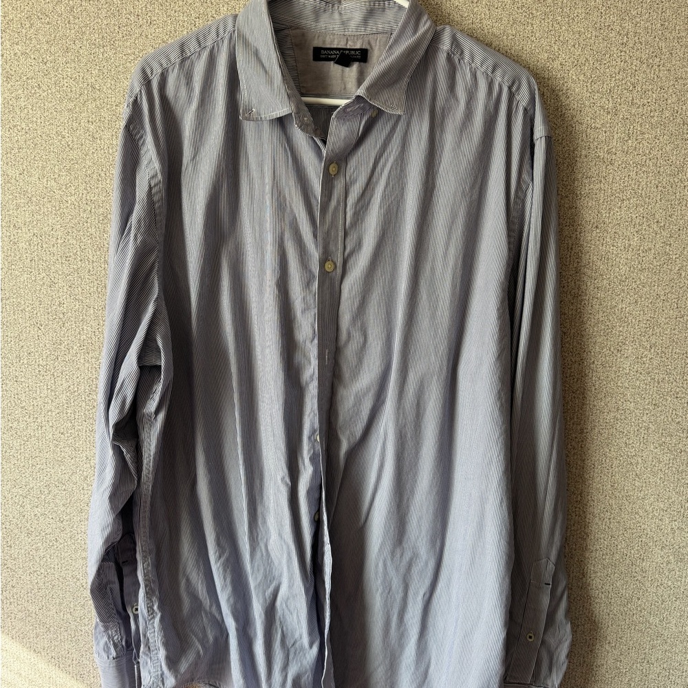 Banana Republic Gray Button-Down Shirt